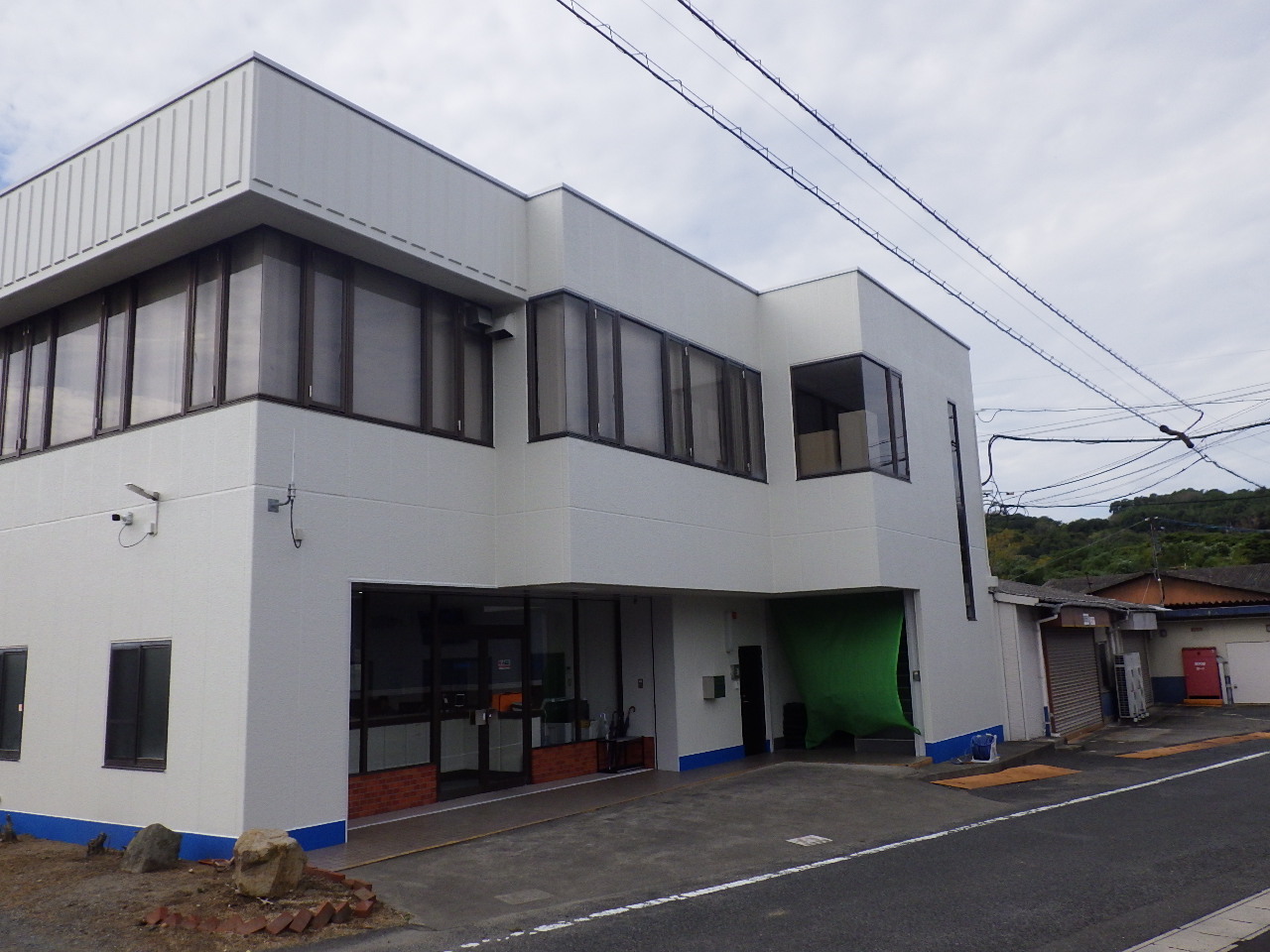 笠岡市　事務所外装工事の画像