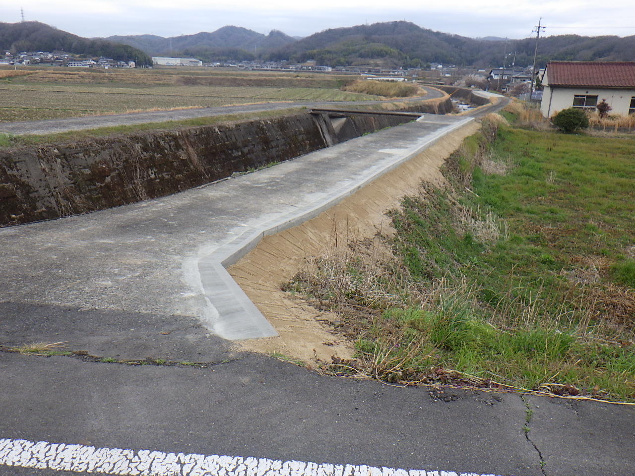 町道を修繕しました！の画像